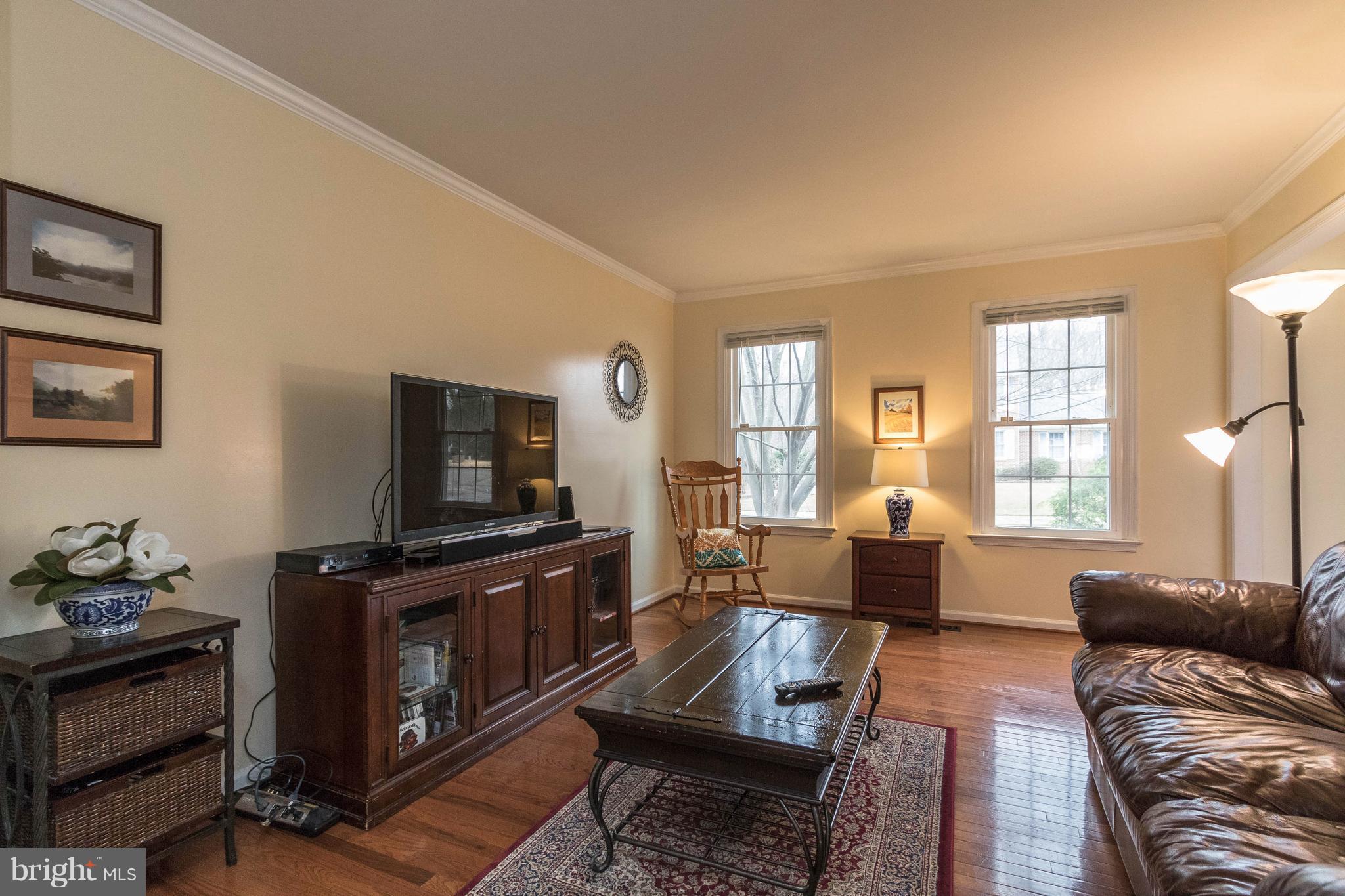 7107 Dudrow Court Springfield, VA 22150 - Photo 11 of 30 Living Room