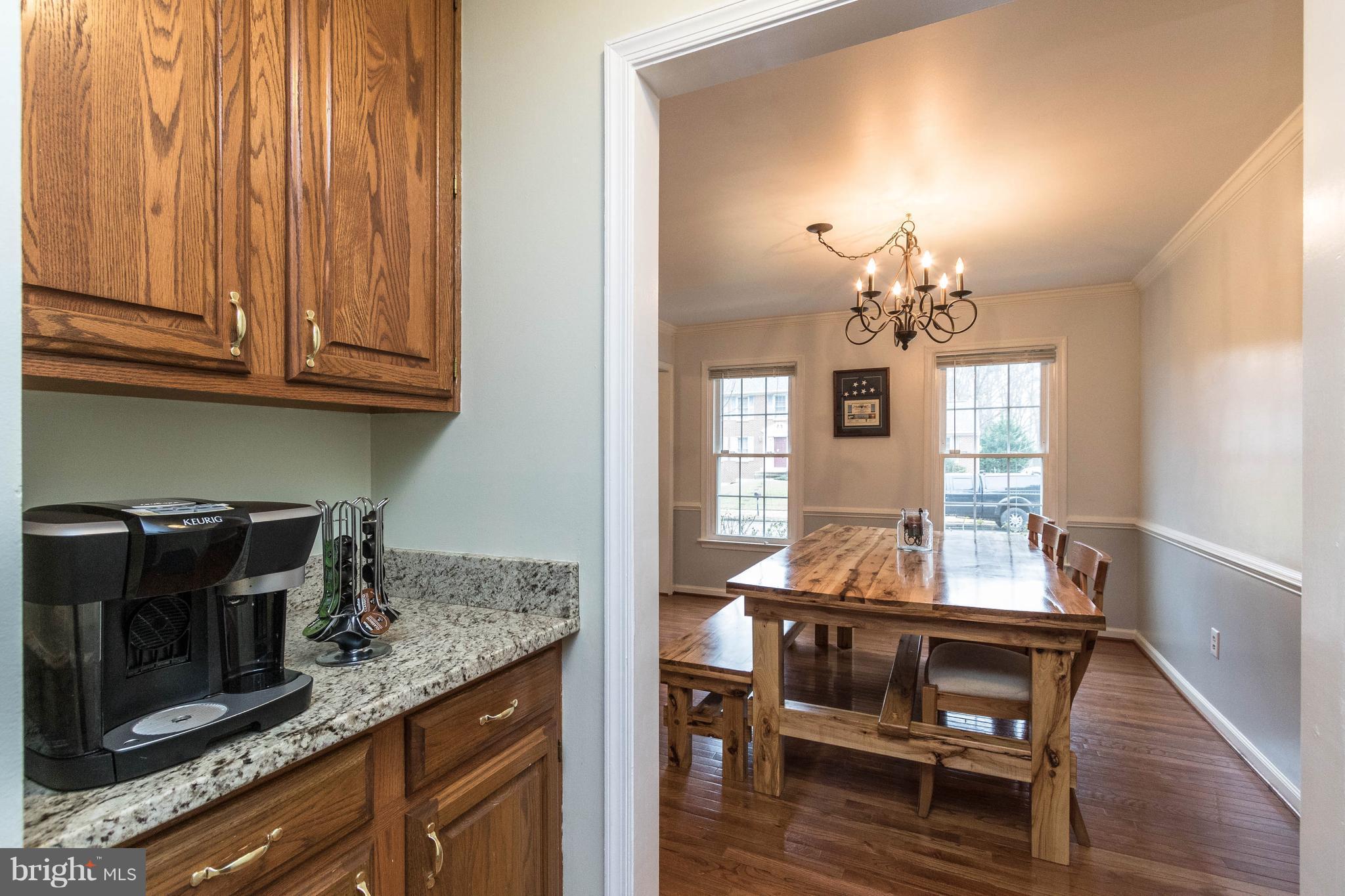7107 Dudrow Court Springfield, VA 22150 - Photo 5 of 30 Interior (General)