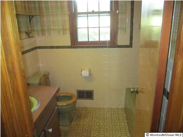 162 Robertsville Road Freehold, NJ 07728 - Photo 11 of 14 Additional Photo