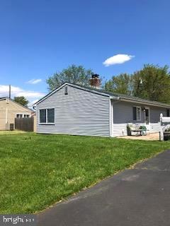44 Black Walnut Road Levittown, PA 19057 - Photo 1 of 21 Gallery Image 1