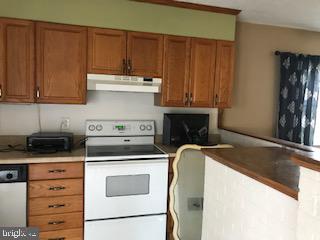 44 Black Walnut Road Levittown, PA 19057 - Photo 11 of 21 Gallery Image 11