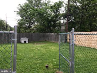 44 Black Walnut Road Levittown, PA 19057 - Photo 5 of 21 Gallery Image 5