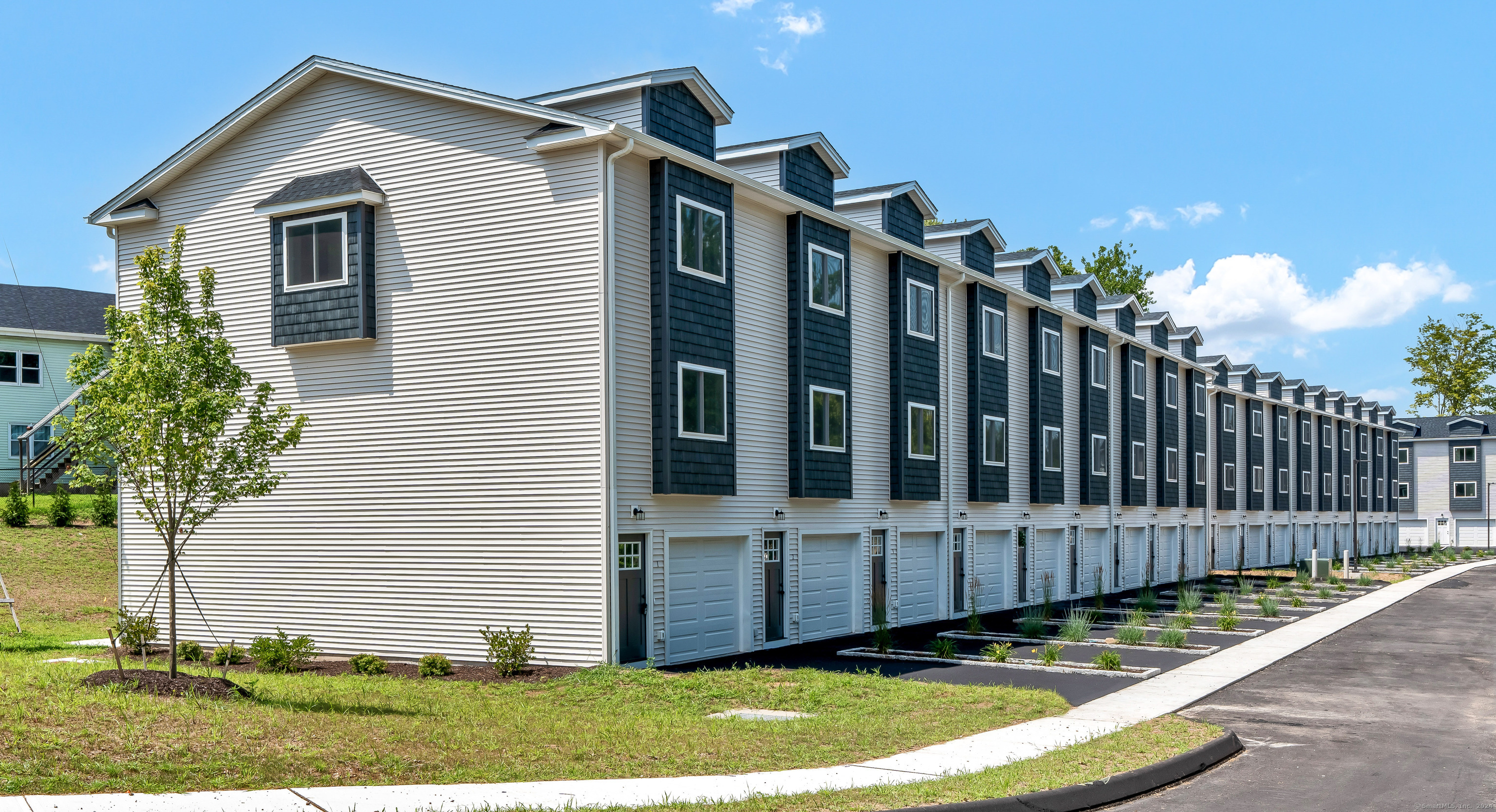 33 Main Street, Unit 11 Meriden, CT 06451 - Photo 3 of 25