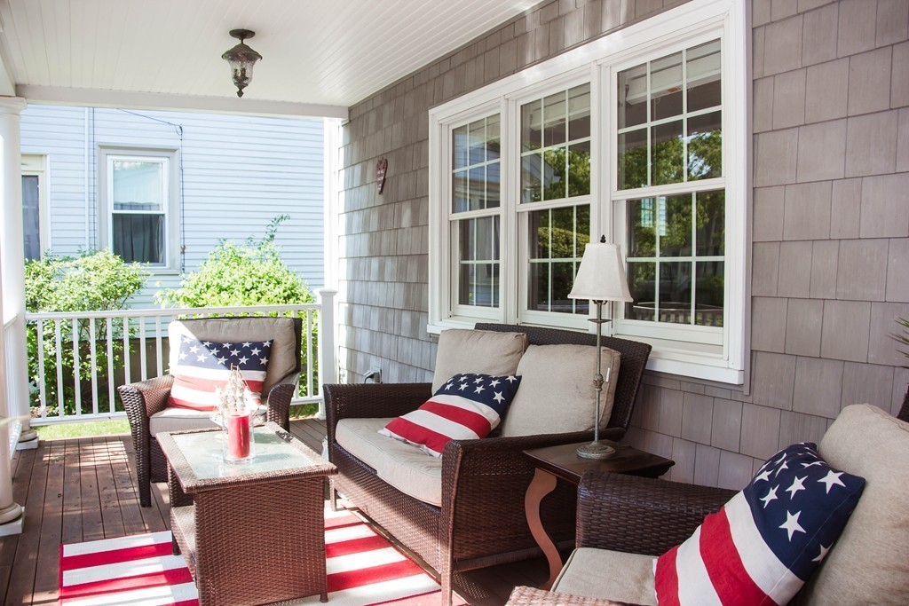 29 Hobomack Road Quincy, MA 02169 - Photo 3 of 30 Gallery Image 3
