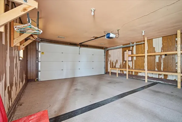 a view of a storage & utility room