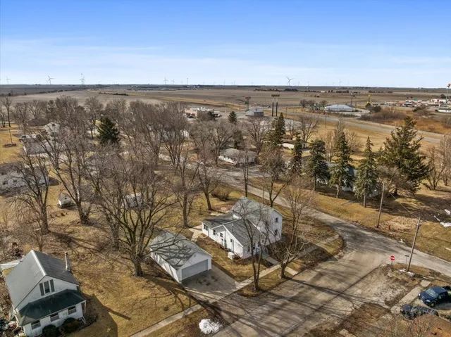 $139,900 | 429 West Owsley Street, Chenoa, IL 61726