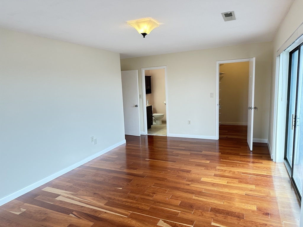 1006 Paradise Road, Unit PHN Swampscott, MA 01907 - Photo 14 of 35