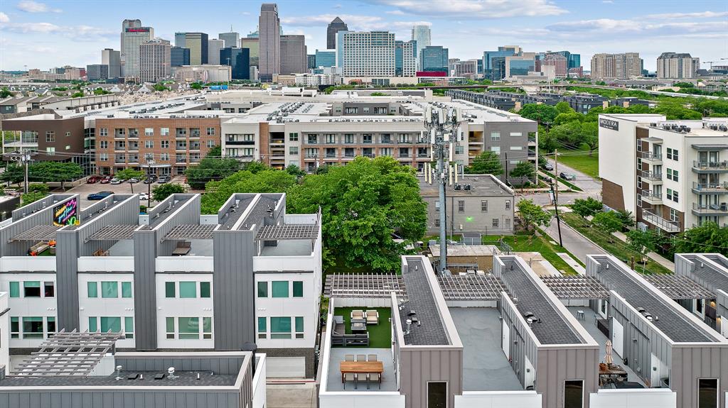 1771 Mccoy Street, Unit 401 Dallas, TX 75204 - Photo 29 of 30 Bird's eye view of city skyline