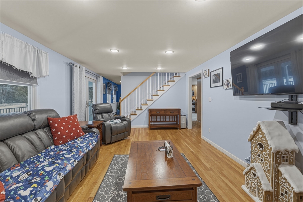 125 Dr Braley Road Freetown, MA 02717 - Photo 26 of 41