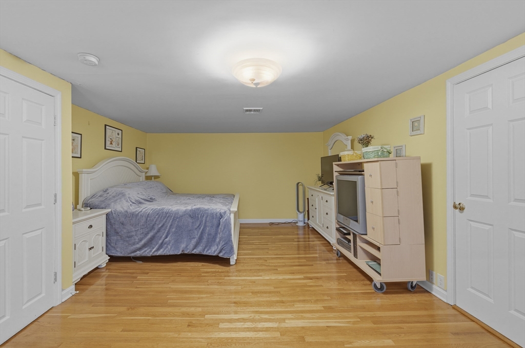 125 Dr Braley Road Freetown, MA 02717 - Photo 37 of 41