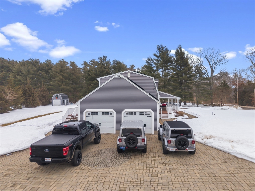 125 Dr Braley Road Freetown, MA 02717 - Photo 9 of 41