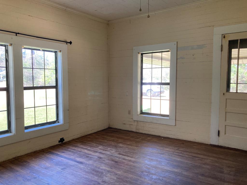 313 Ridge Road Castleberry, AL 36432 - Photo 9 of 35