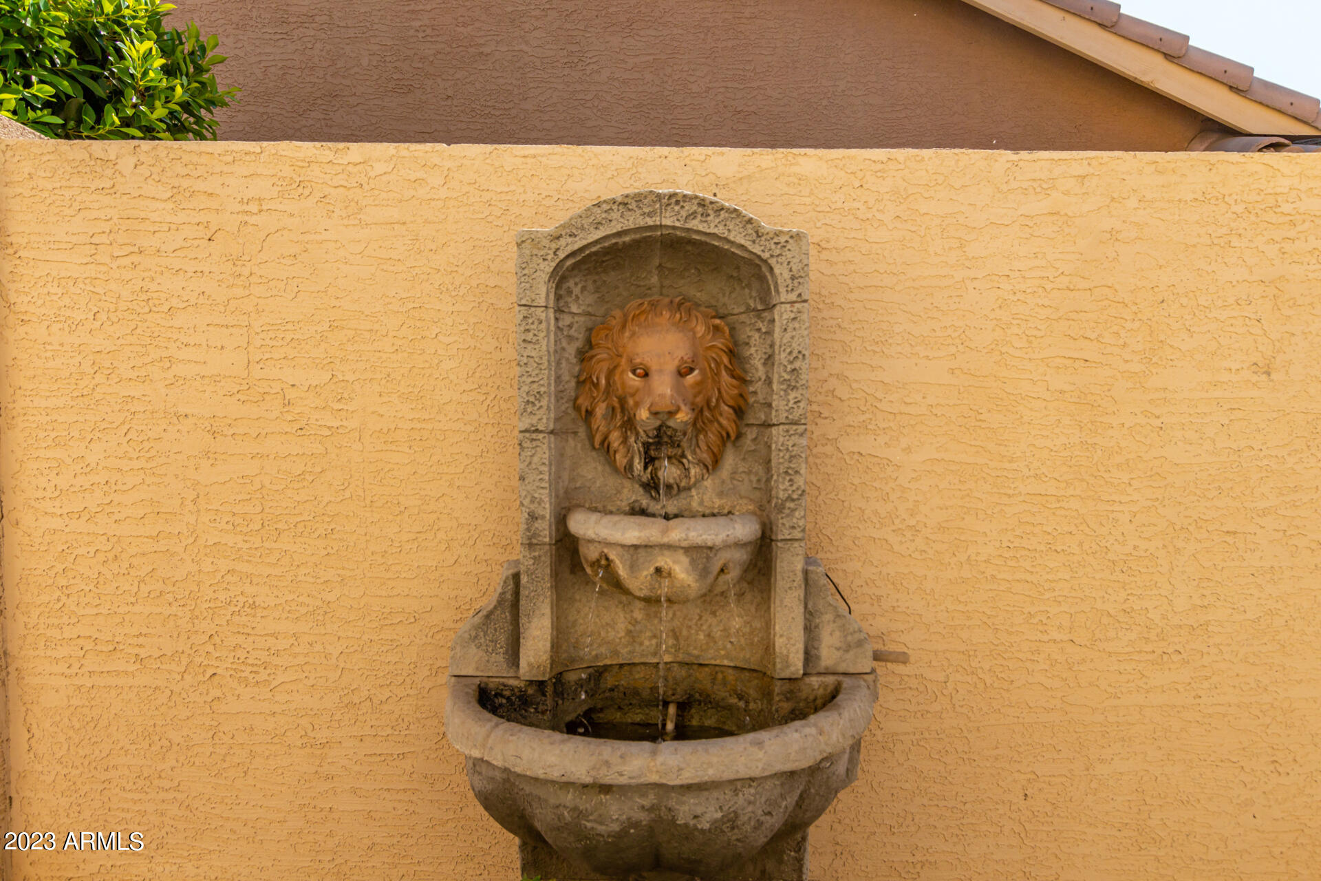 15821 Piccadilly Road Goodyear, AZ 85395 - Photo 32 of 39 Wall Fountain