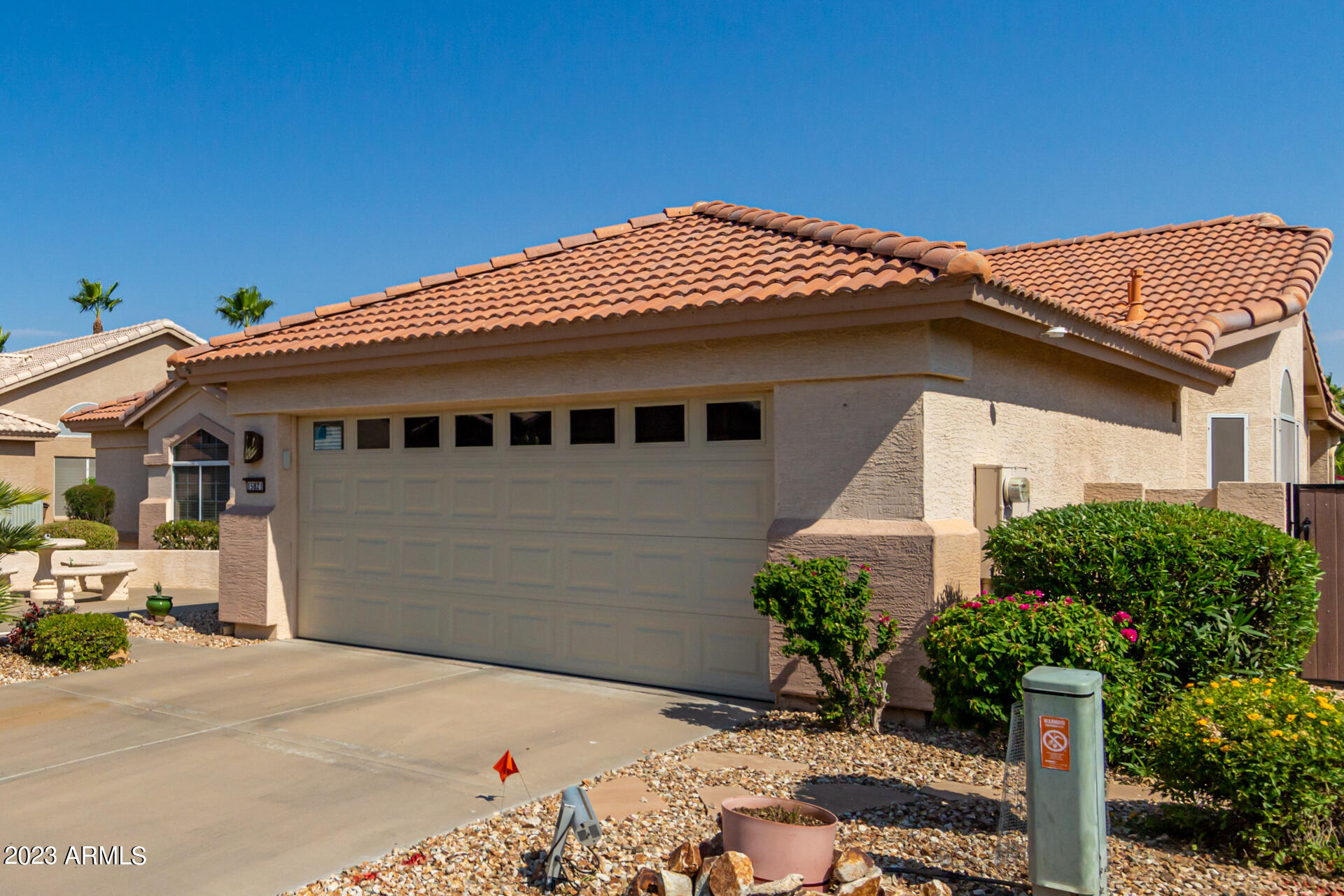 15821 Piccadilly Road Goodyear, AZ 85395 - Photo 4 of 39 Front View