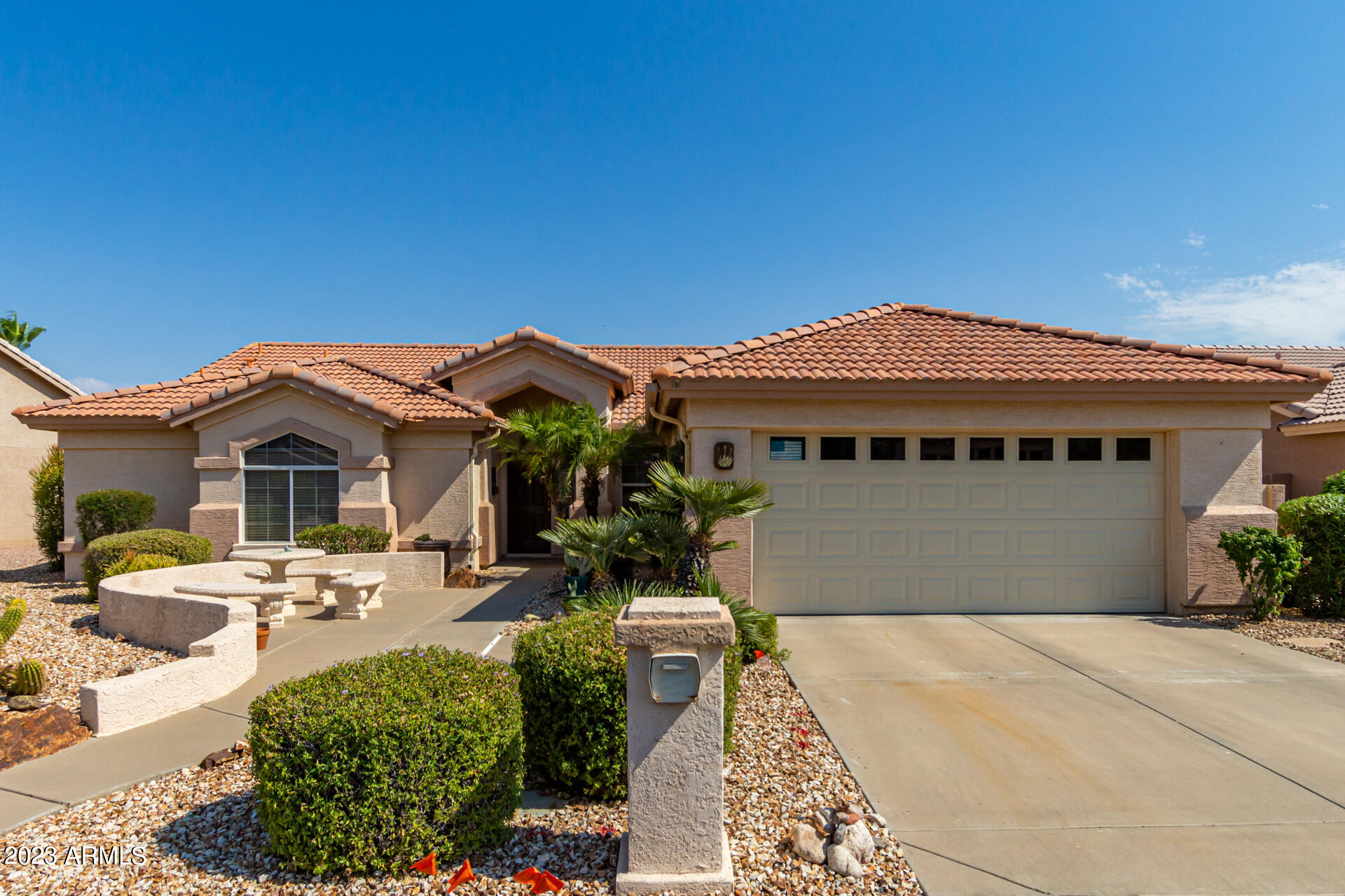 15821 Piccadilly Road Goodyear, AZ 85395 - Photo 5 of 39 02 - Piccadilly