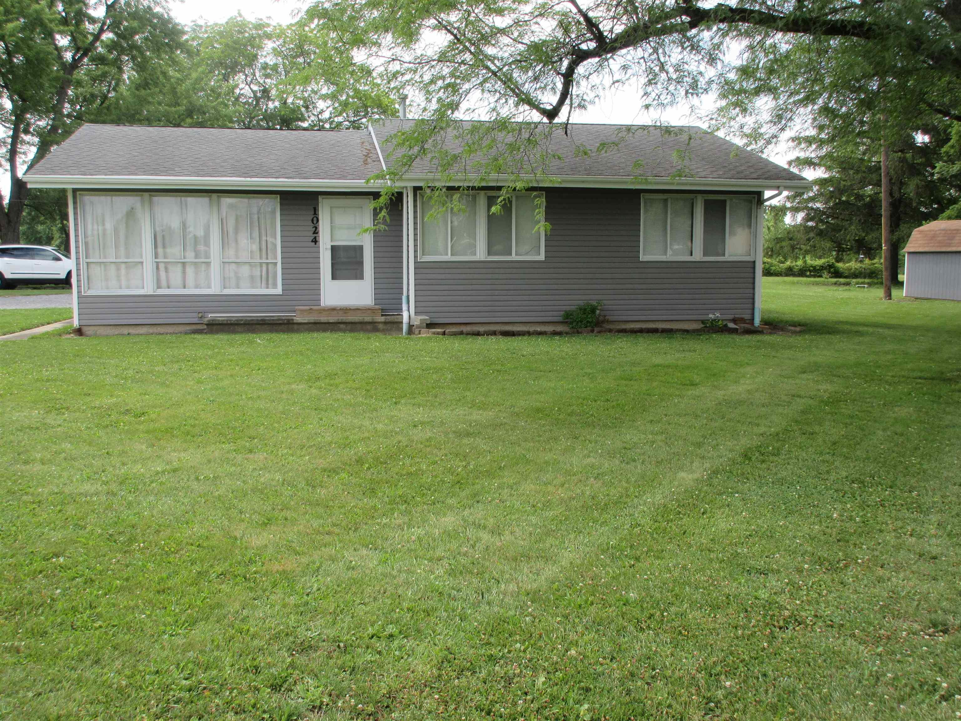 1024 High Street Decatur, IN 46733 - Photo 1 of 17