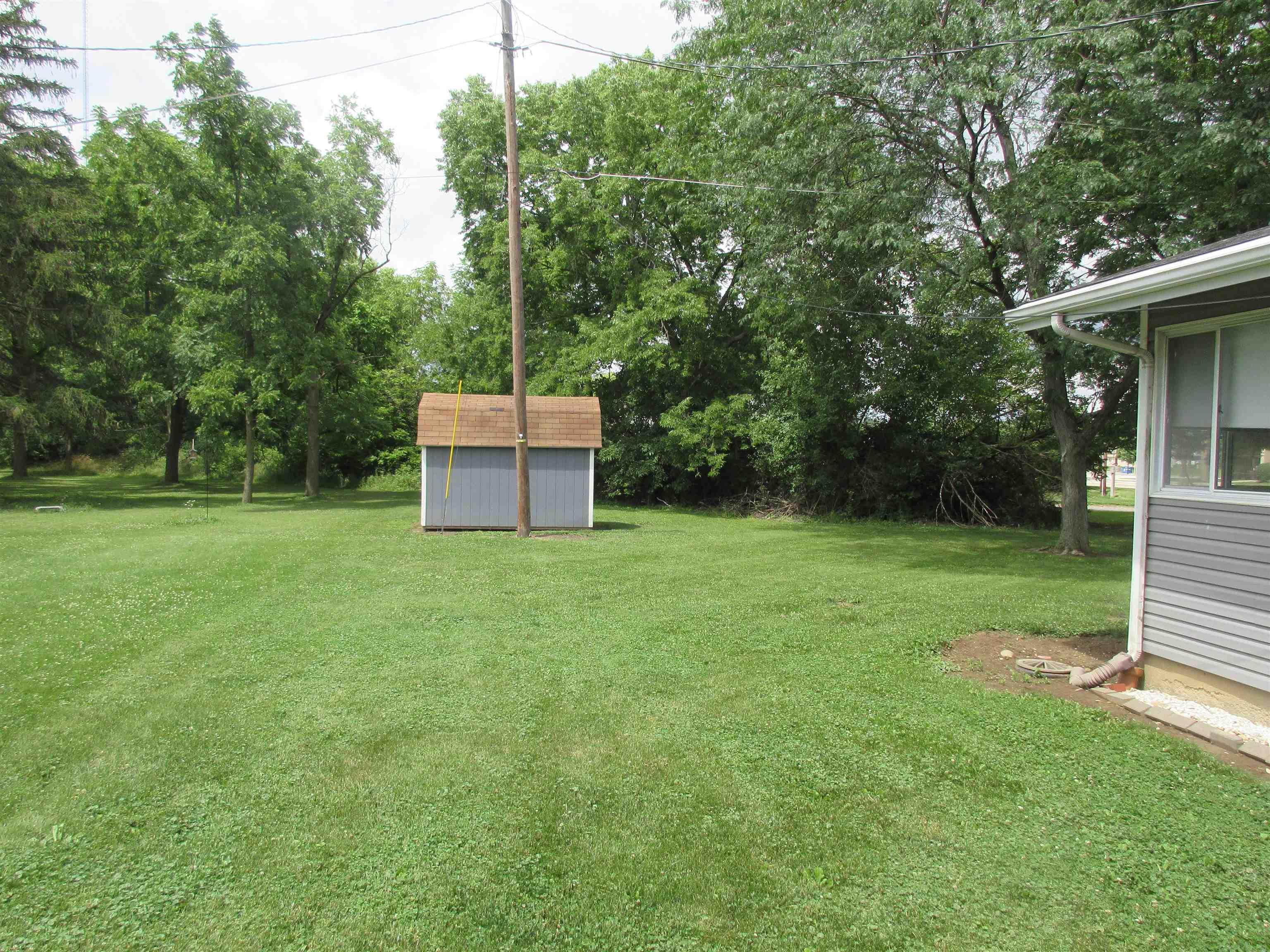 1024 High Street Decatur, IN 46733 - Photo 5 of 17