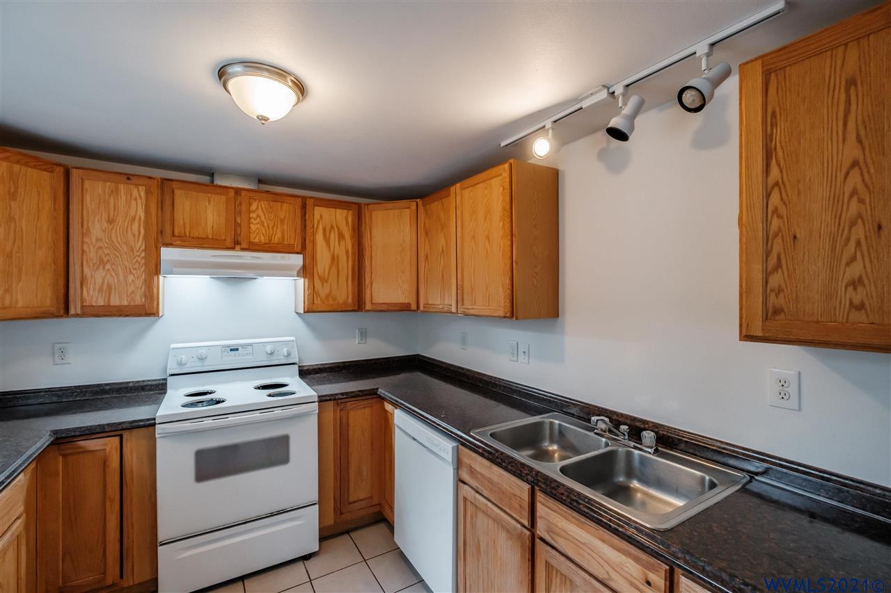 1308 Clark Mill Road Sweet Home, OR 97386 - Photo 13 of 36 Gallery Image 13