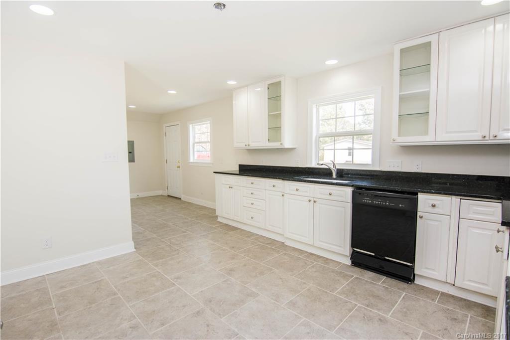 10324 Kerns Road Huntersville, NC 28078 - Photo 8 of 24 Gallery Image 8