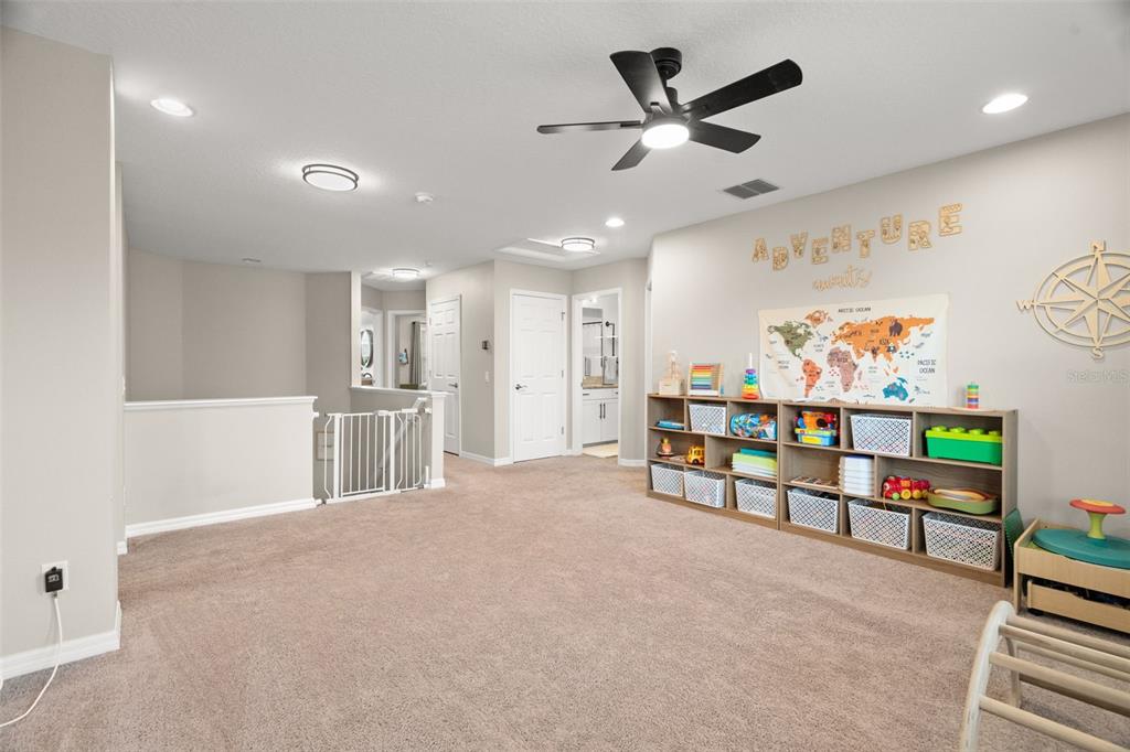 1216 Multiflora Loop Lutz, FL 33558 - Photo 20 of 50 a view of a workspace