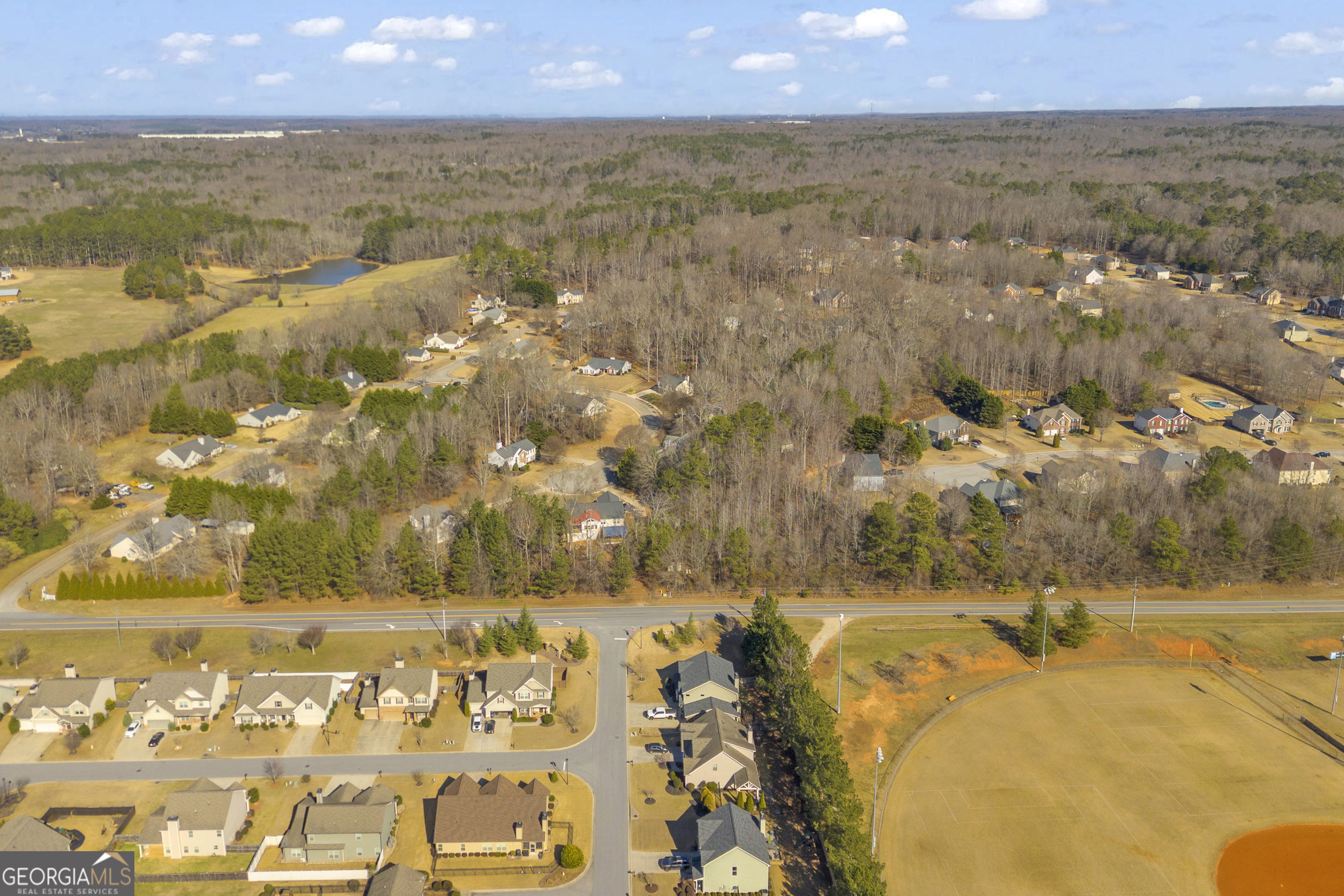 139 Silverstone Circle Jefferson, GA 30549 - Photo 7 of 85