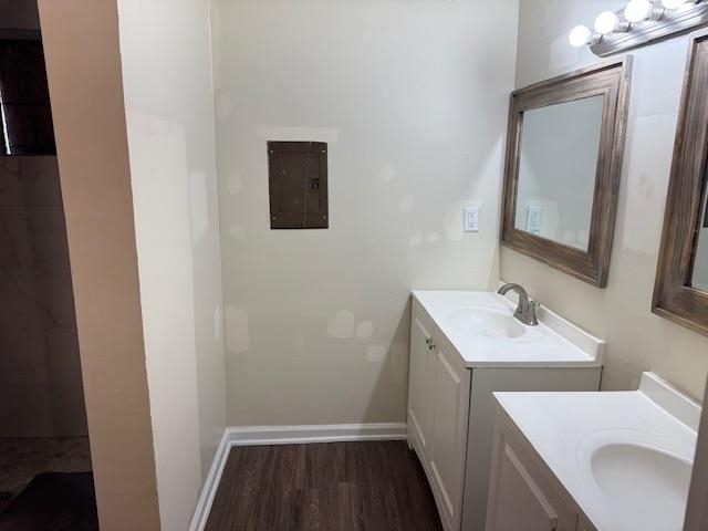 858 Eyers Road Memphis, TN 38109 - Photo 11 of 27 a bathroom with a sink a toilet and mirror