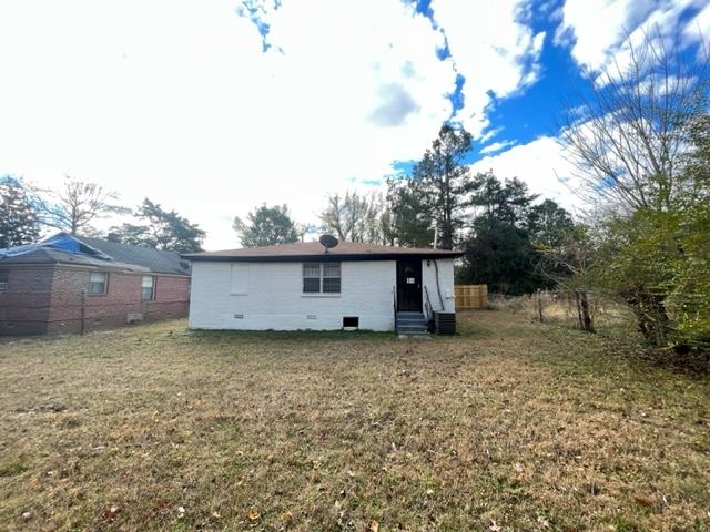 858 Eyers Road Memphis, TN 38109 - Photo 14 of 27 a house view with a outdoor space