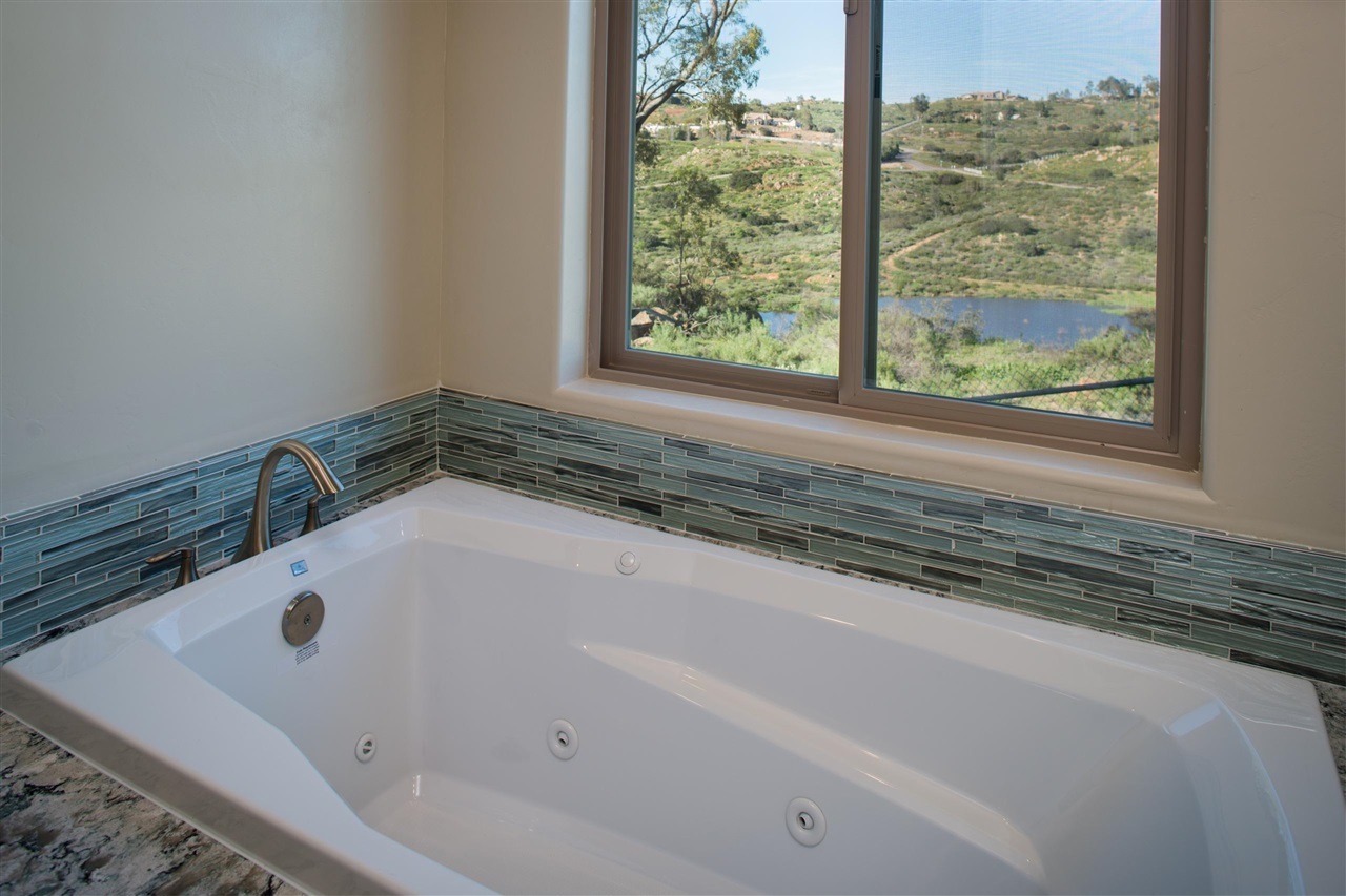 18777 Rangeland Road Ramona, CA 92065 - Photo 10 of 13 Gallery Image 10
