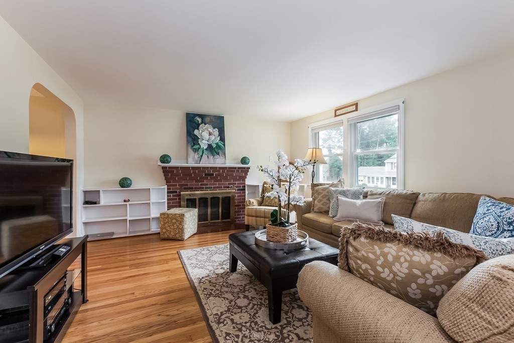 73 Celia Road Braintree, MA 02184 - Photo 8 of 29 Gallery Image 8