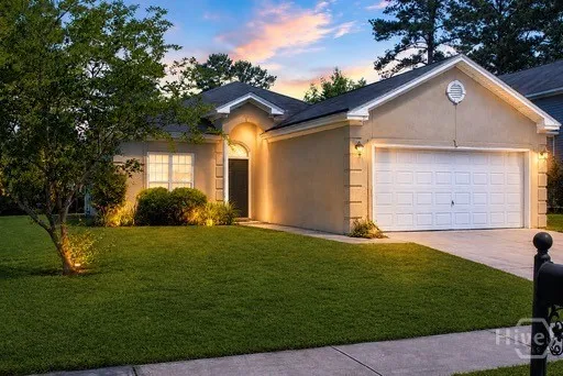 $2,100 | 89 Blue Lake Street, Richmond Hill, GA 31324