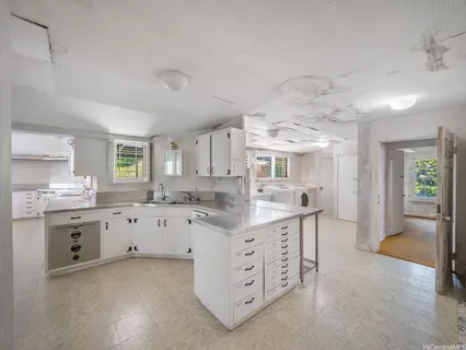 $6,300,000 | 3330 Tantalus Drive, Honolulu, HI 96822