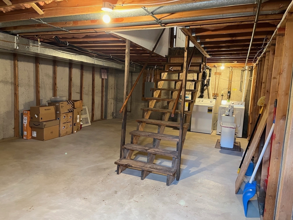 25 Tannery Road, Unit 6A Westfield, MA 01085 - Photo 30 of 35