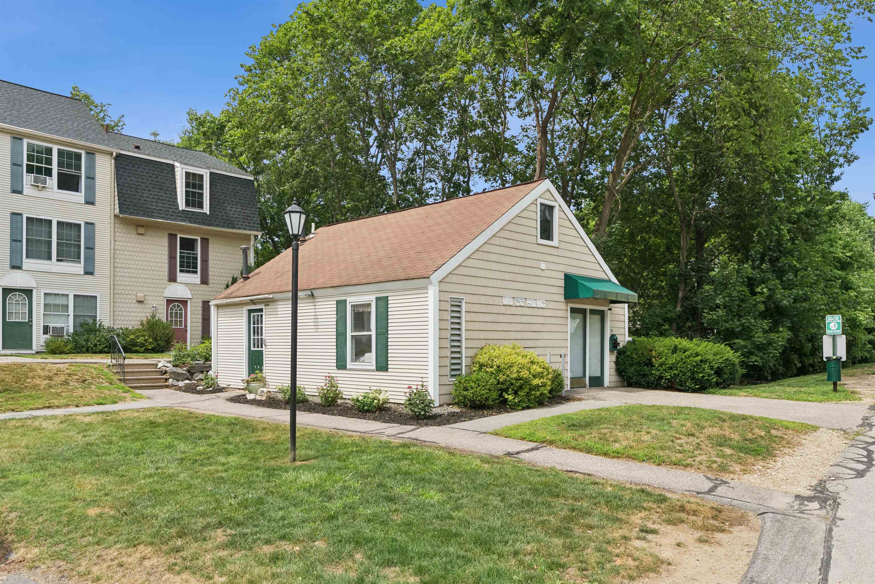 93 Henry Law Avenue, Unit CRICKET BROOK CONDO #151 Dover, NH 03820 - Photo 13 of 28