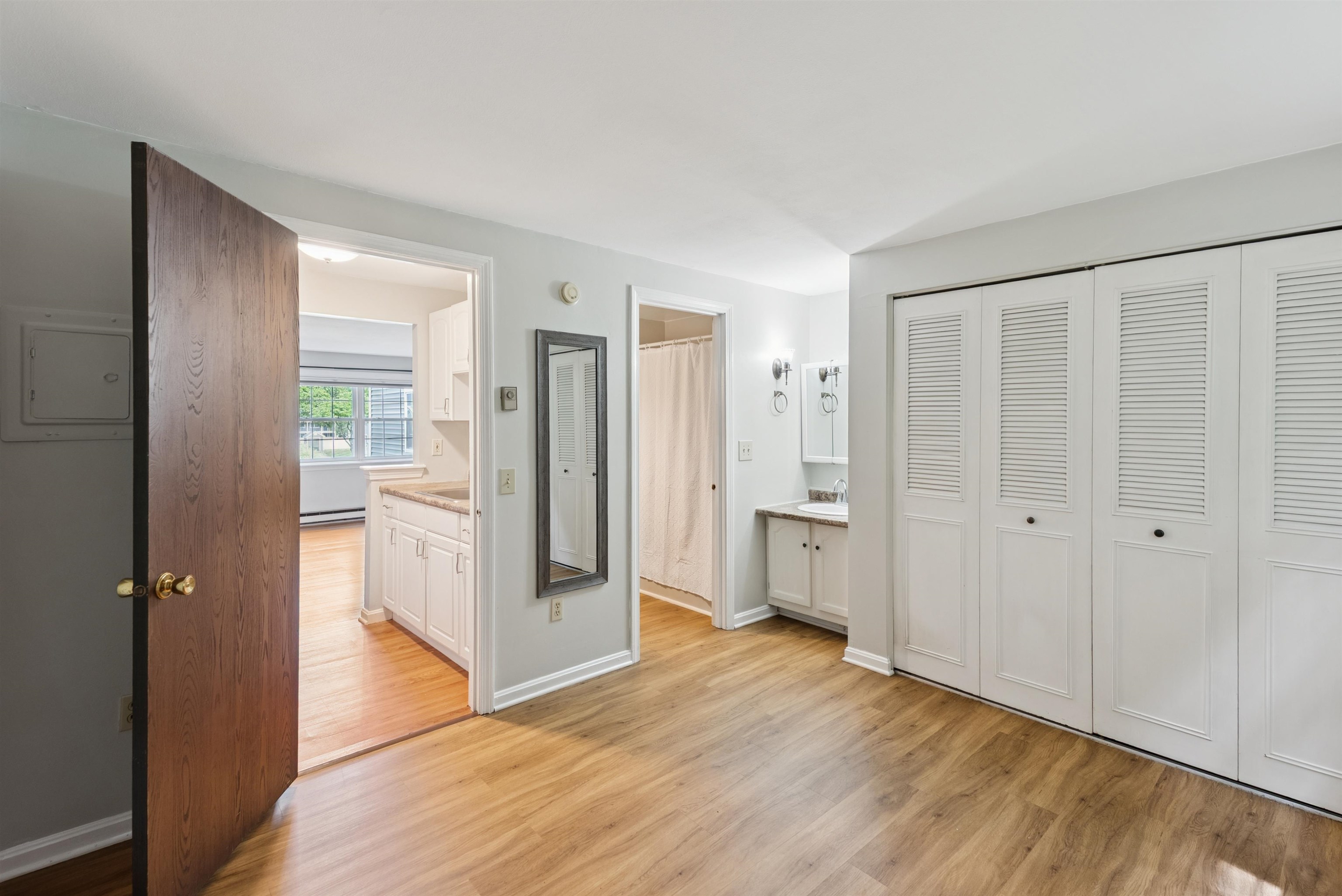 93 Henry Law Avenue, Unit CRICKET BROOK CONDO #151 Dover, NH 03820 - Photo 2 of 28