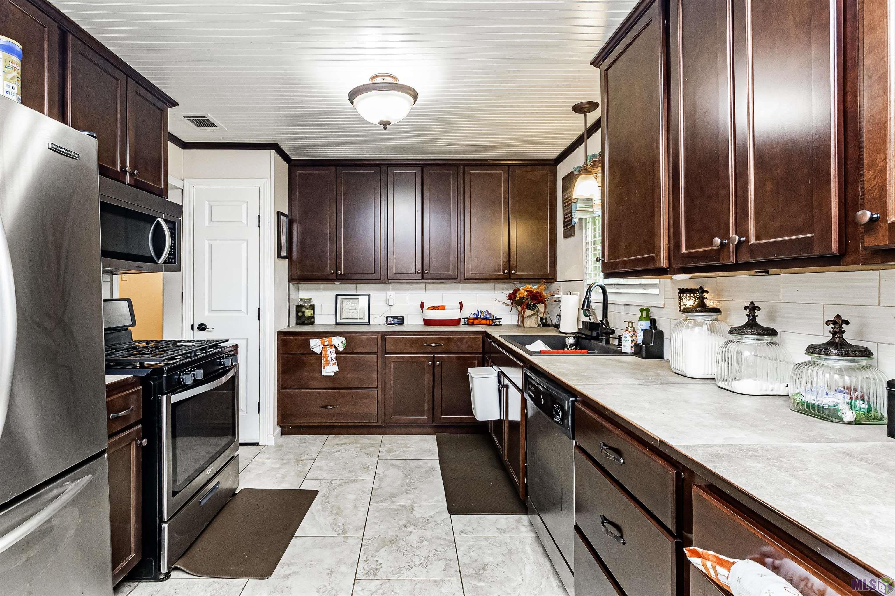 9711 Foster Road Baton Rouge, LA 70811 - Photo 10 of 19