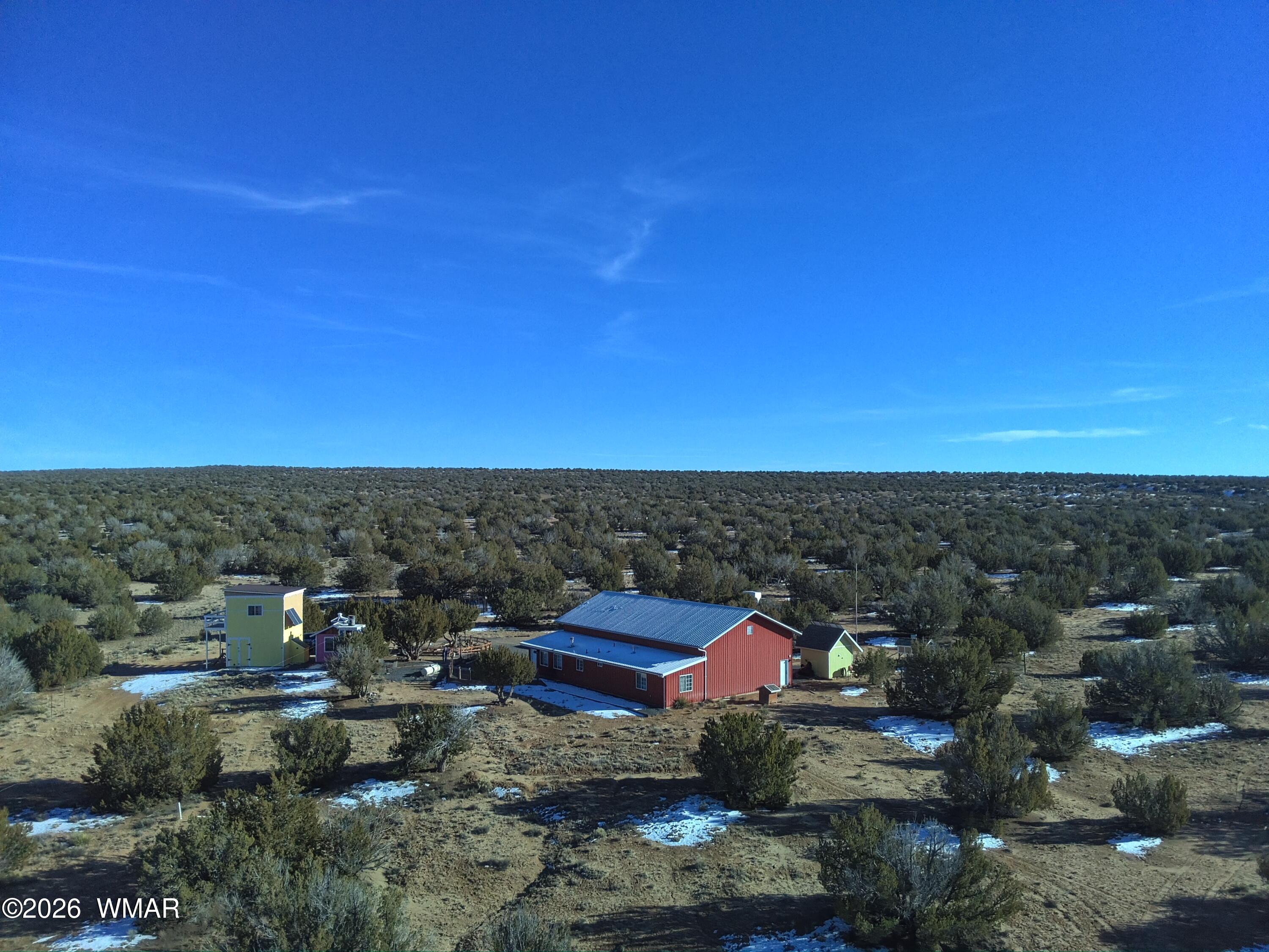 25 North County Road St. Johns, AZ 85936 - Photo 21 of 55 a view of a city