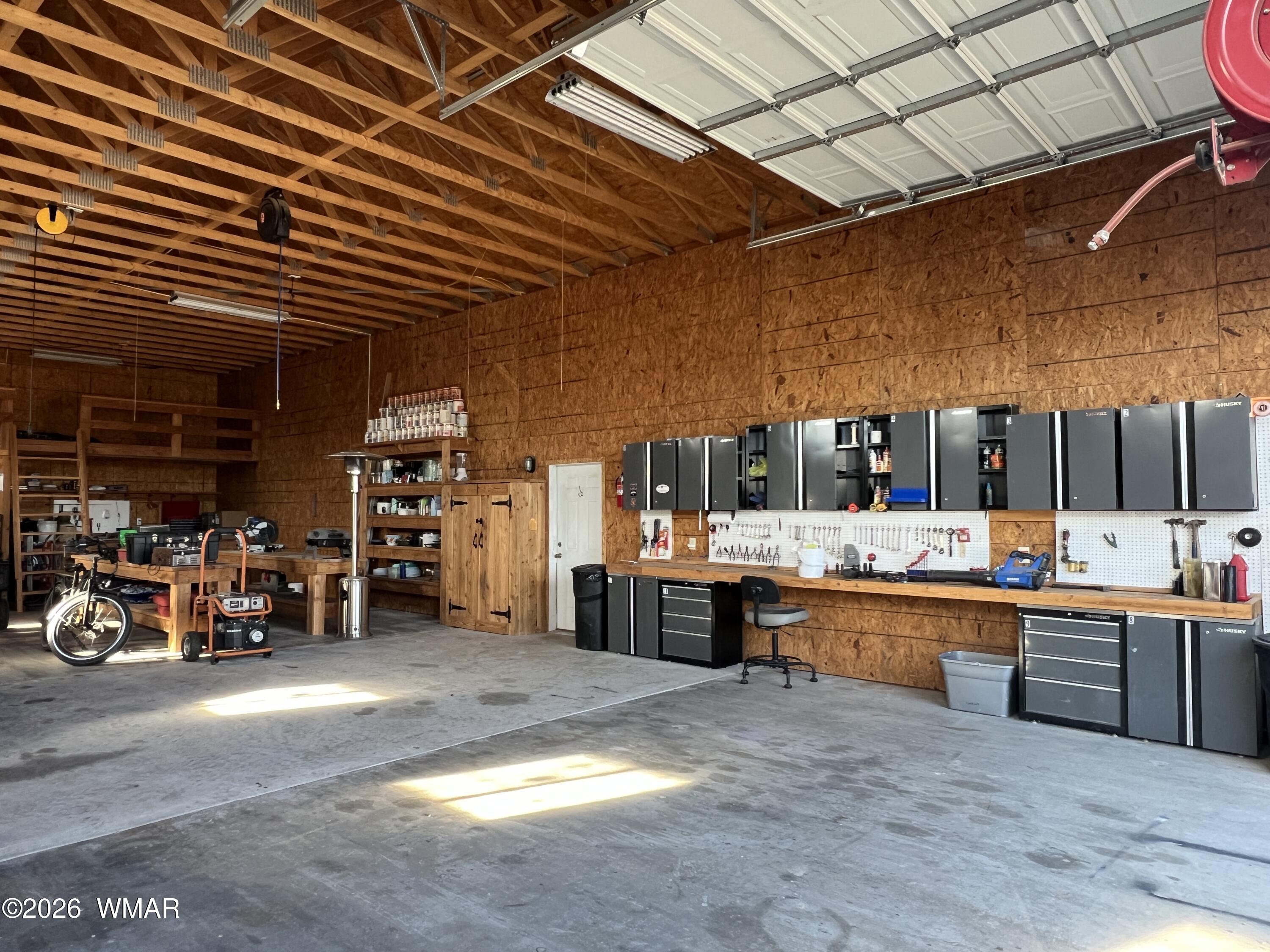 25 North County Road St. Johns, AZ 85936 - Photo 7 of 55 a large room with lots of table and chairs