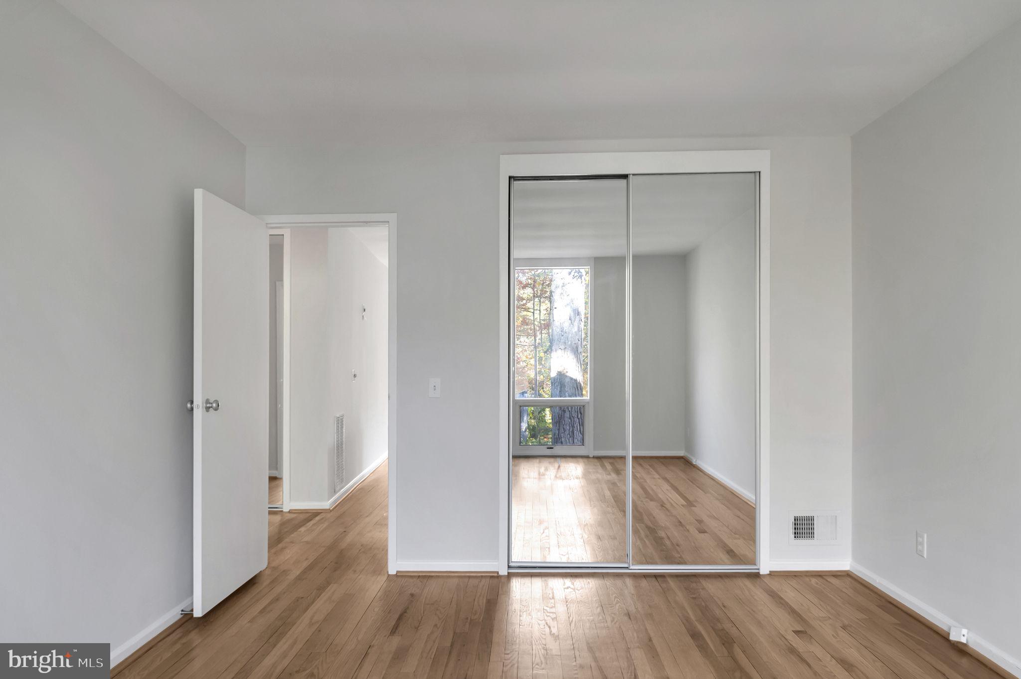 1905 Marthas Road Alexandria, VA 22307 - Photo 17 of 39