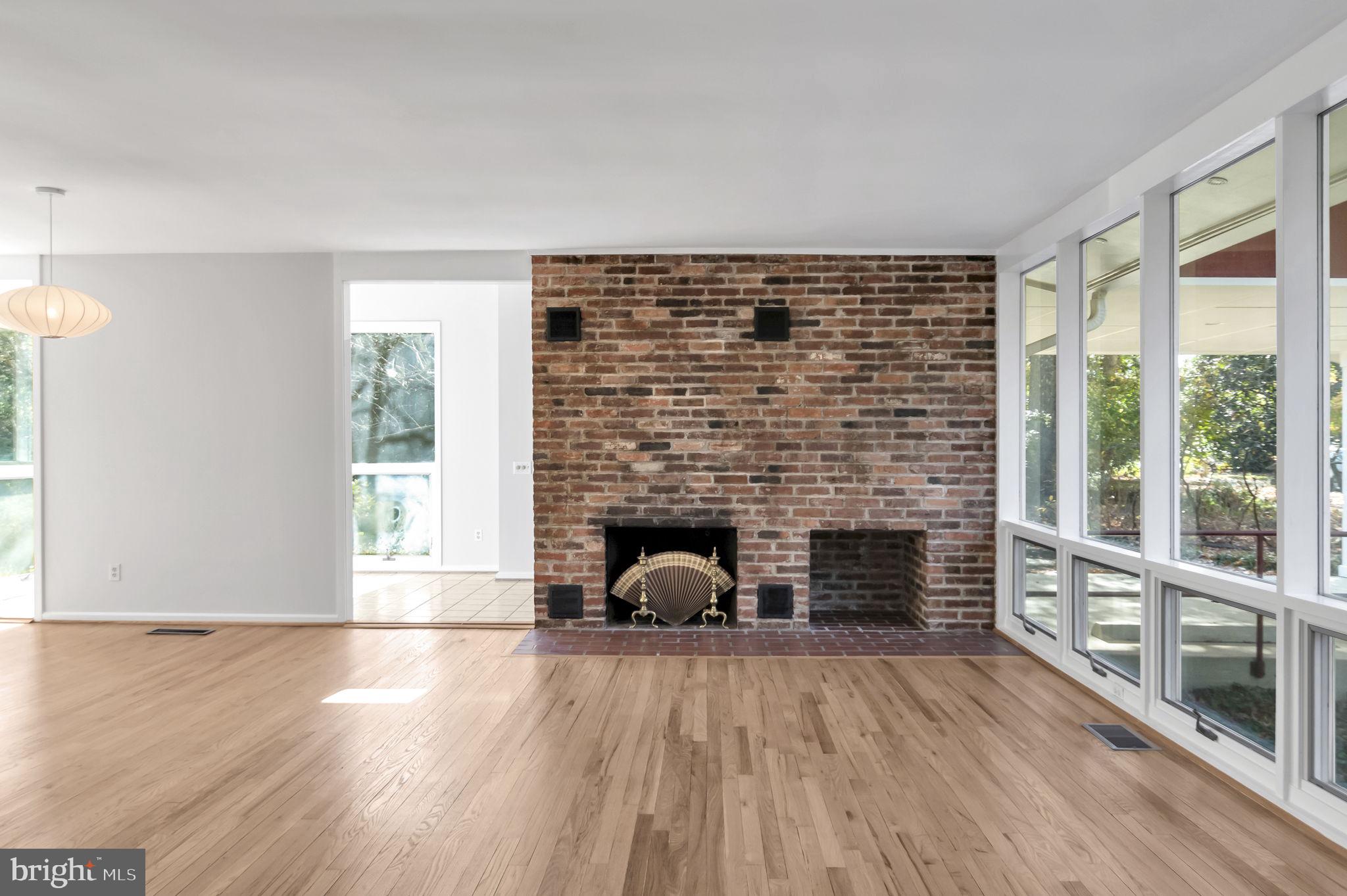 1905 Marthas Road Alexandria, VA 22307 - Photo 3 of 39