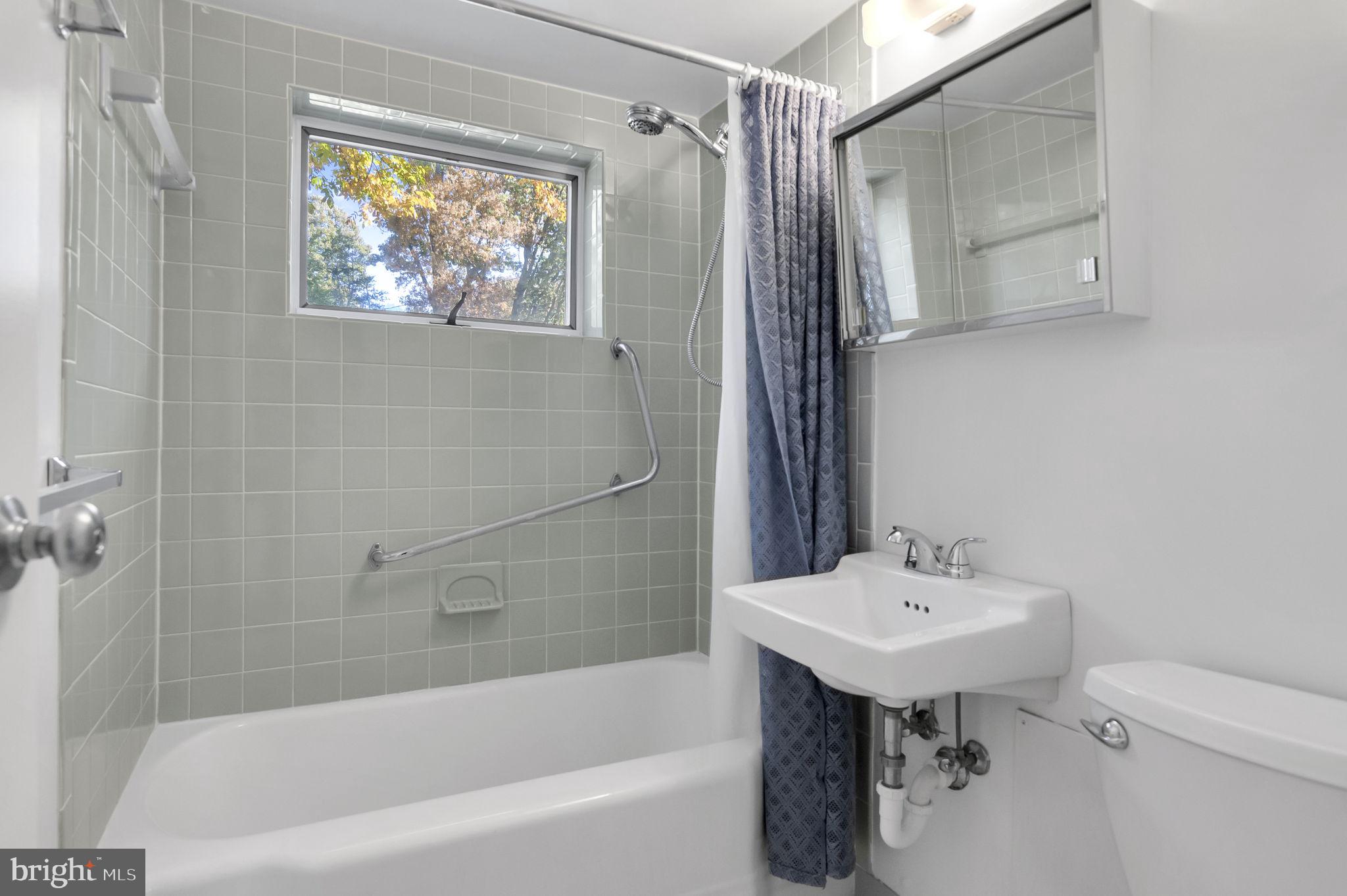 1905 Marthas Road Alexandria, VA 22307 - Photo 32 of 39