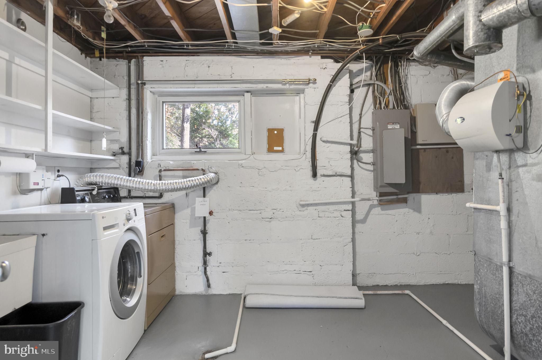 1905 Marthas Road Alexandria, VA 22307 - Photo 33 of 39