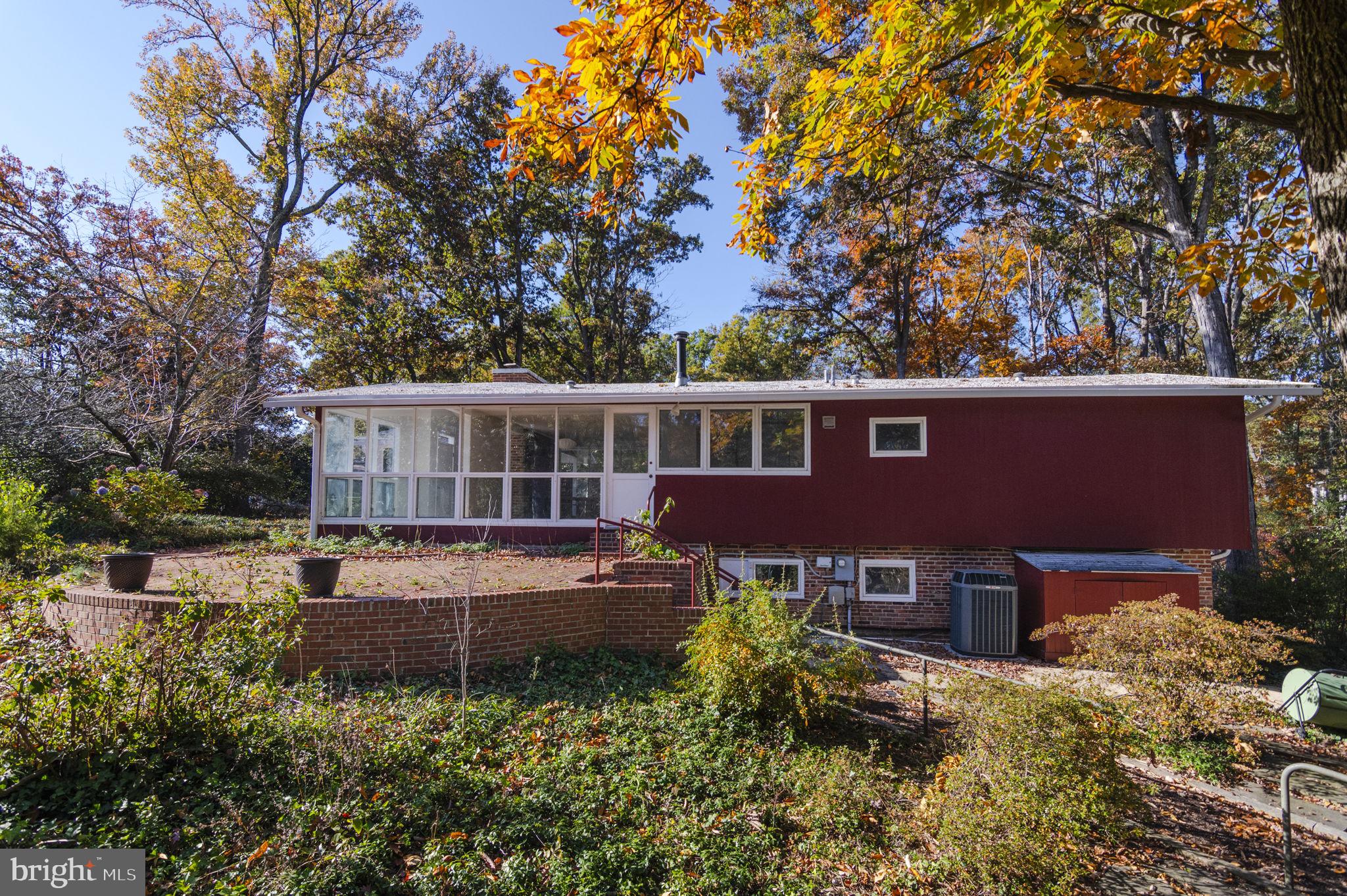 1905 Marthas Road Alexandria, VA 22307 - Photo 35 of 39