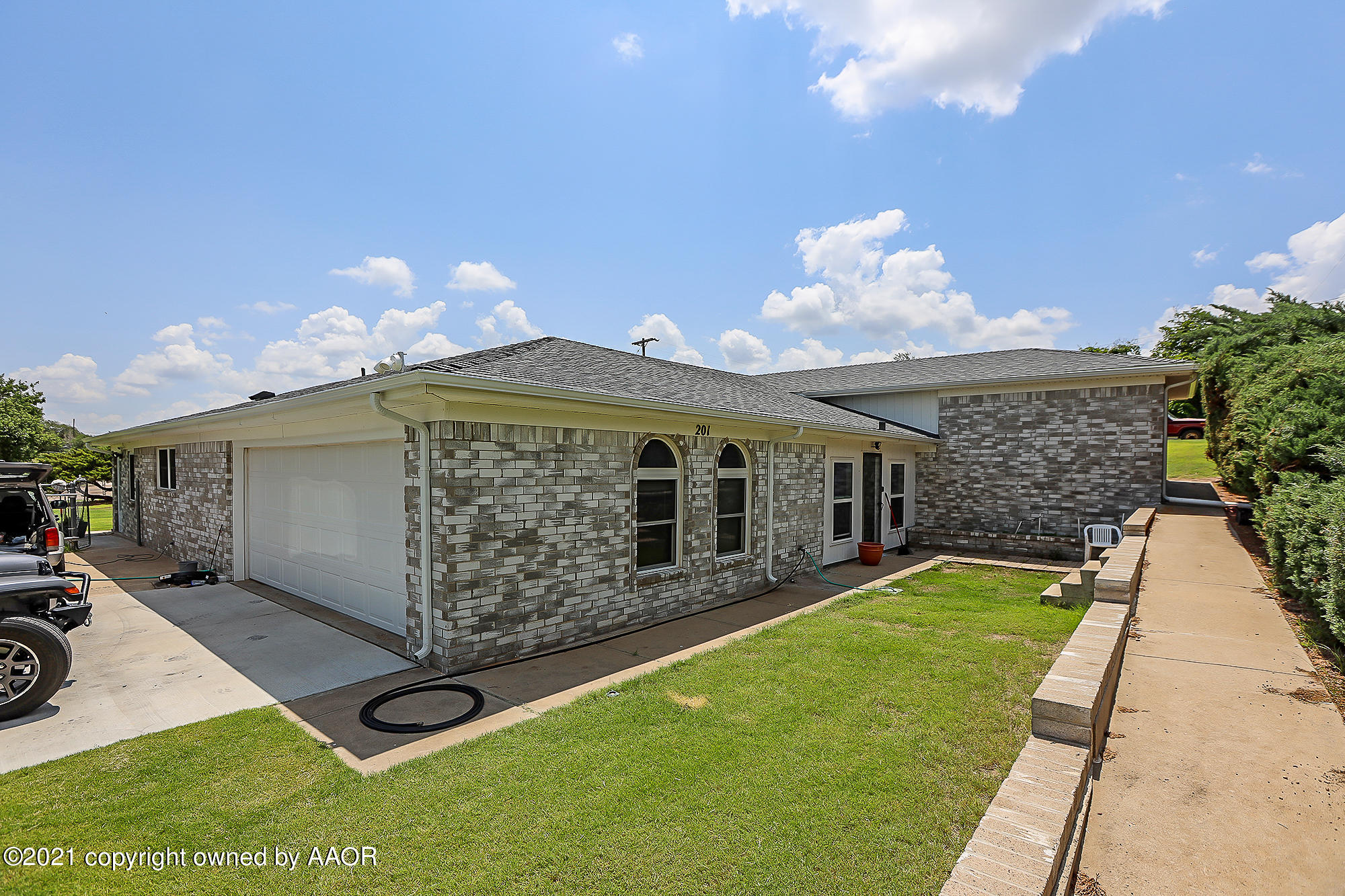 201 Appaloosa Road Amarillo, TX 79108 - Photo 2 of 34 Front