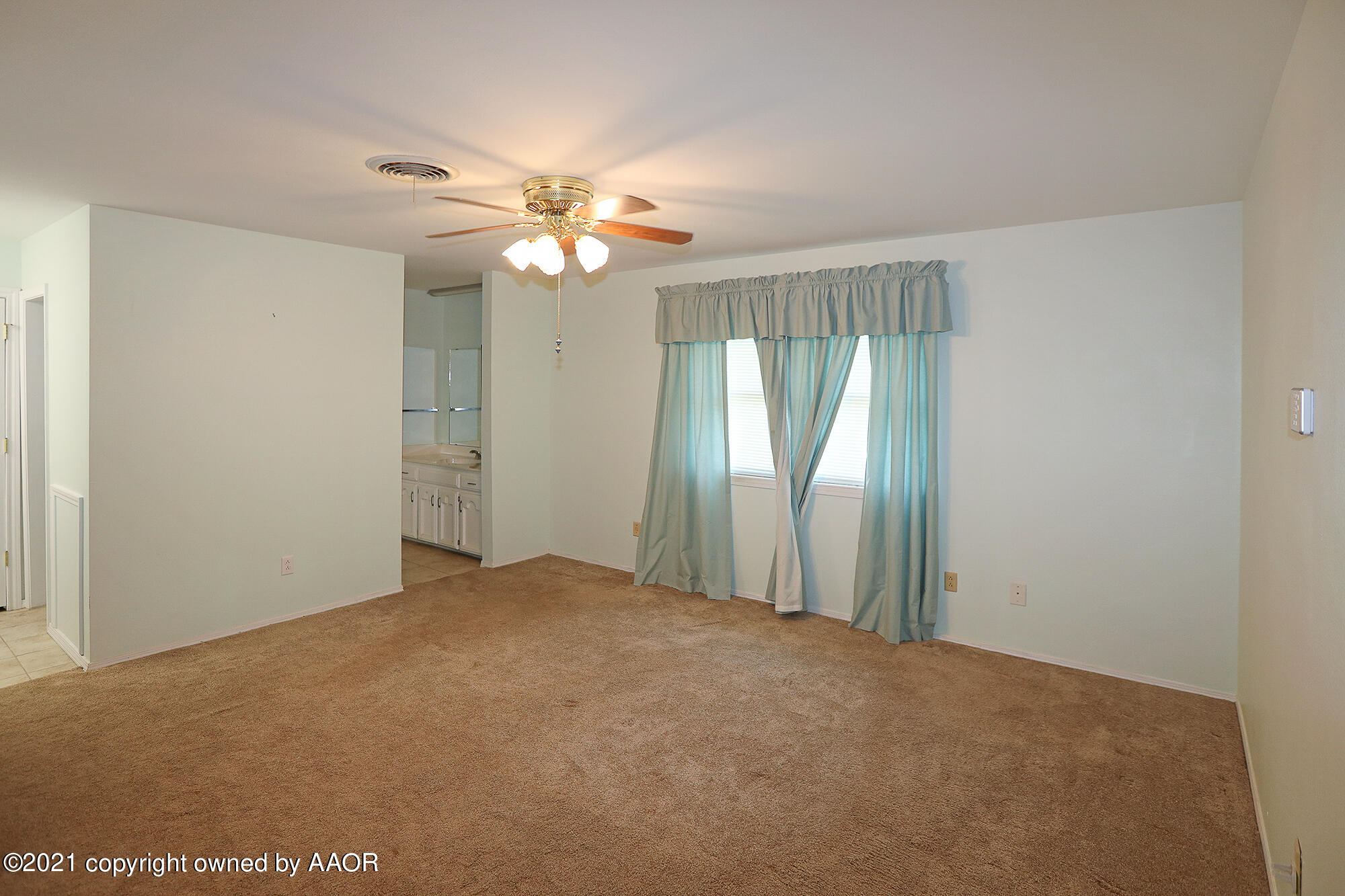 201 Appaloosa Road Amarillo, TX 79108 - Photo 14 of 34 Master Bedroom