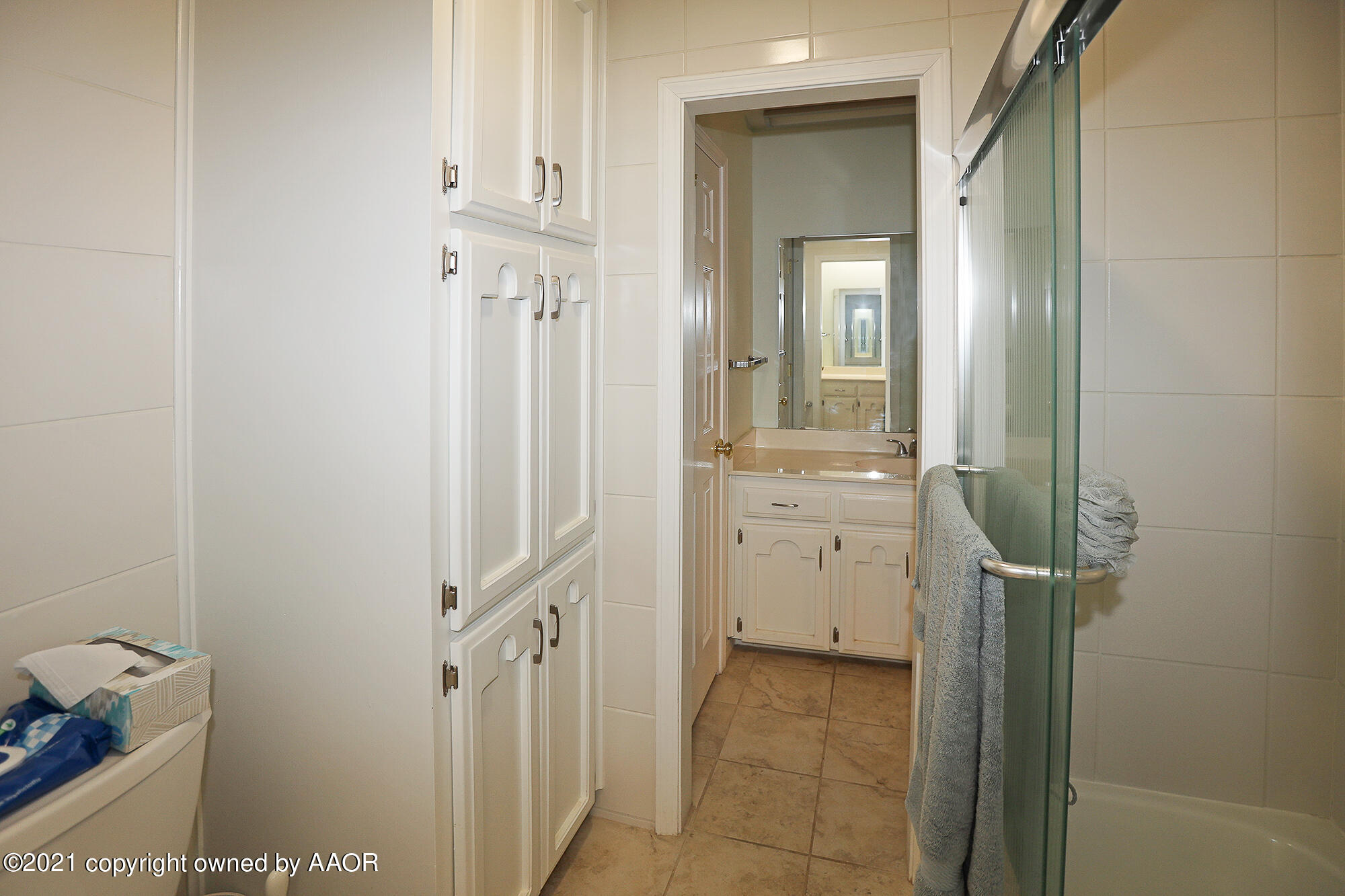 201 Appaloosa Road Amarillo, TX 79108 - Photo 17 of 34 Master Bath