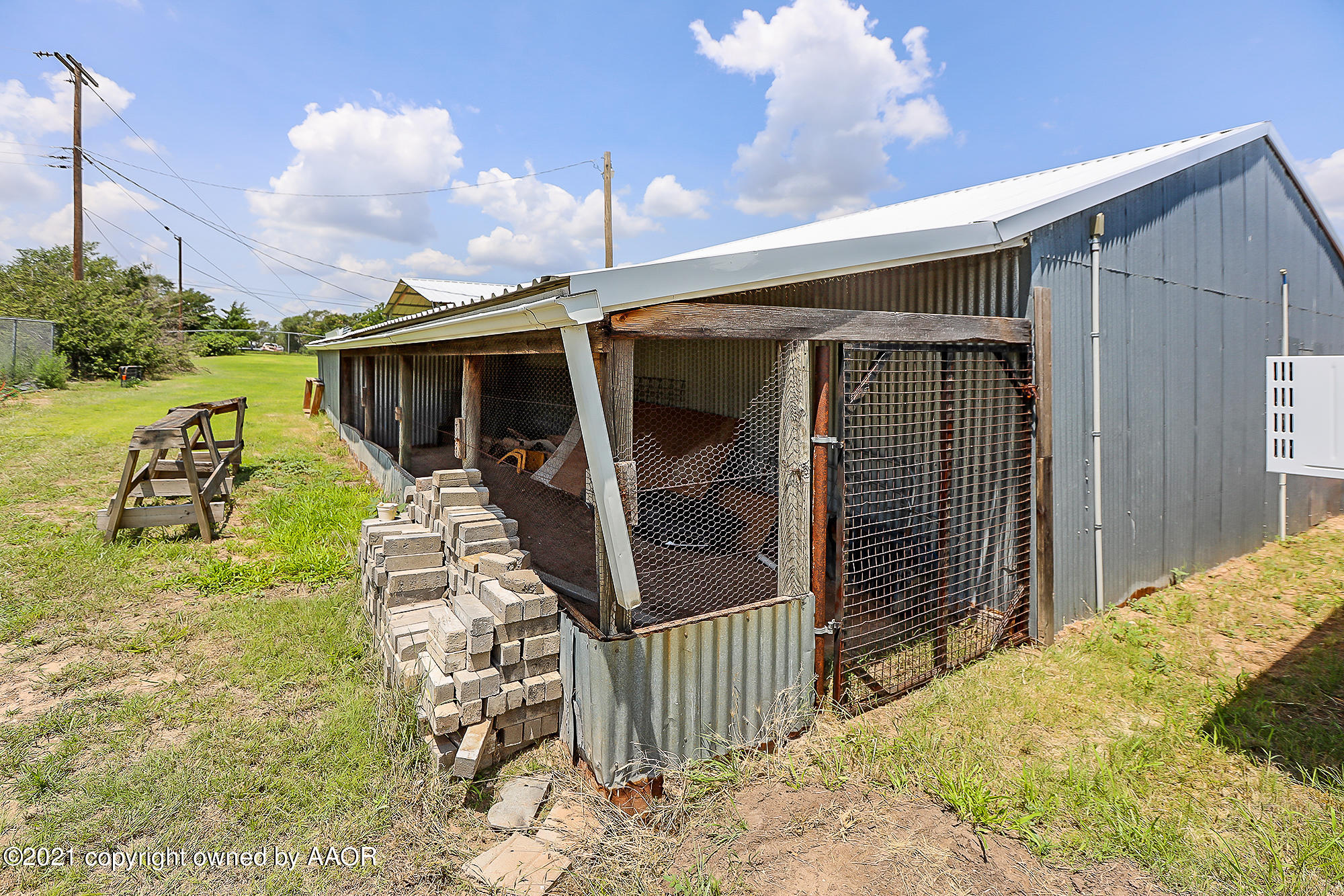201 Appaloosa Road Amarillo, TX 79108 - Photo 33 of 34 Chicken Coop