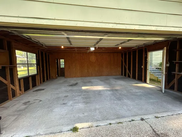 $399,900 | 522 Collins Drive, Tallahassee, FL 32303