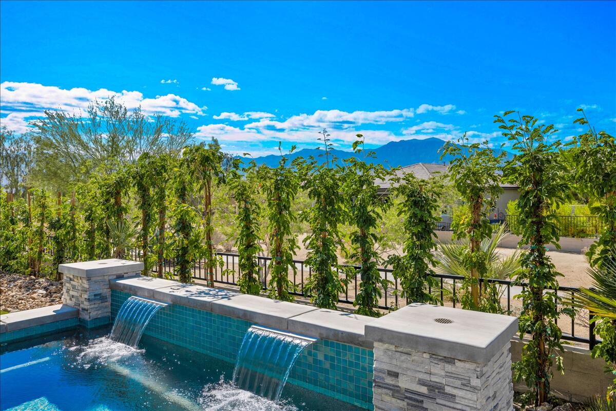 104 Barolo Rancho Mirage, CA 92270 - Photo 14 of 48 098-RESHOOT 04-08-2026 (15)