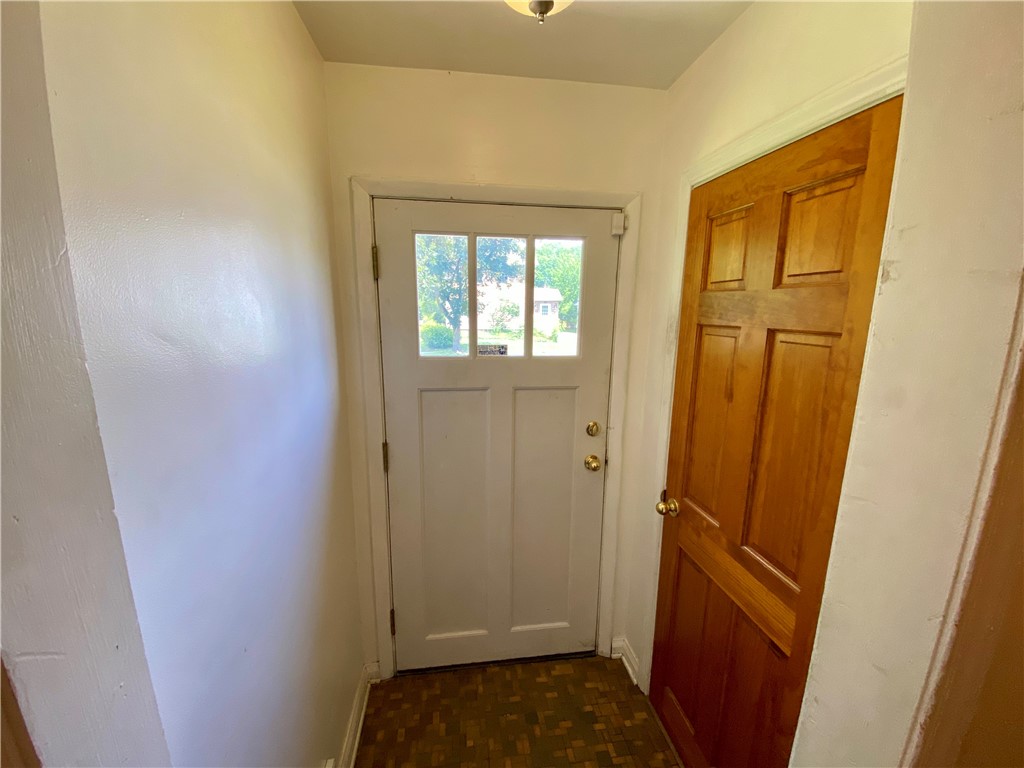 35 Westmoreland Drive Rochester, NY 14620 - Photo 2 of 26