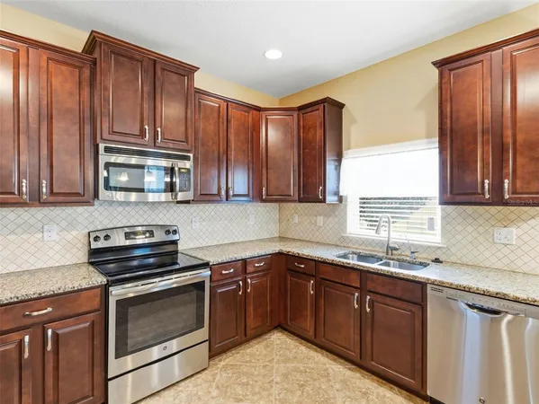 $2,950 | 2499 Calvano Drive, Land O' Lakes, FL 34639
